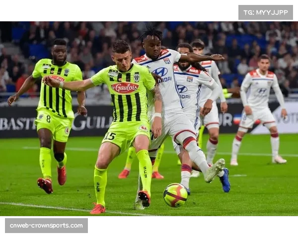 斯特拉斯堡欧协联全程领跑 稳定性成球队直通十六强关键因素